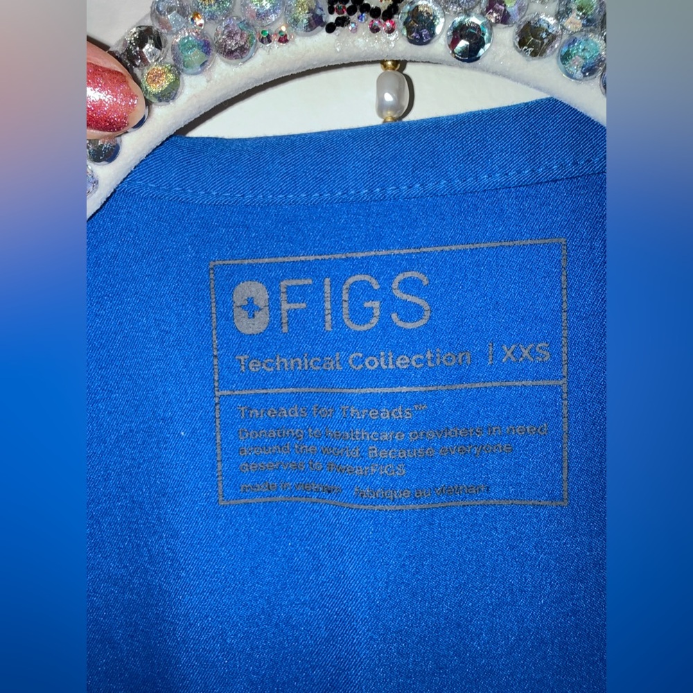 FIGS Royal Blue Sleeveless Polo Top - Picture 9 of 12
